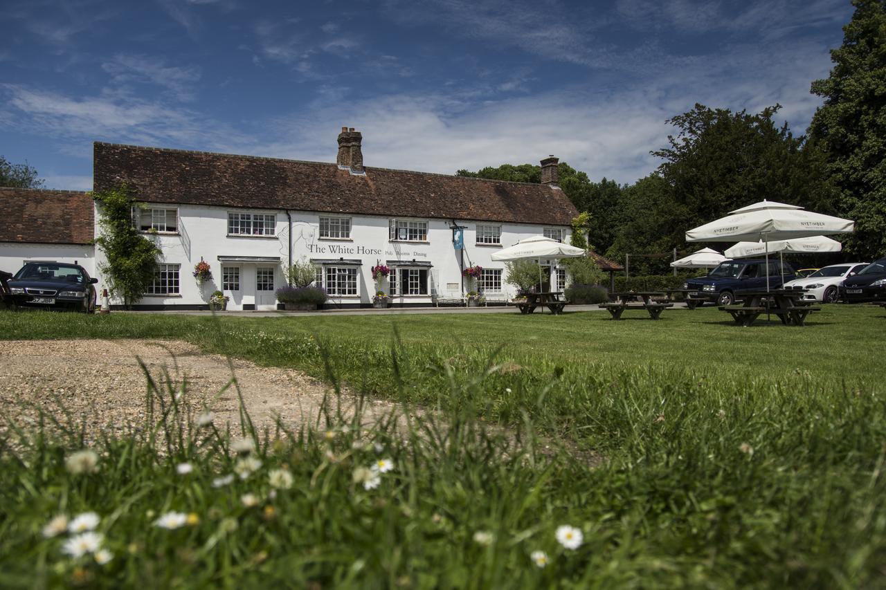 The White Horse Hotel Chilgrove Luaran gambar